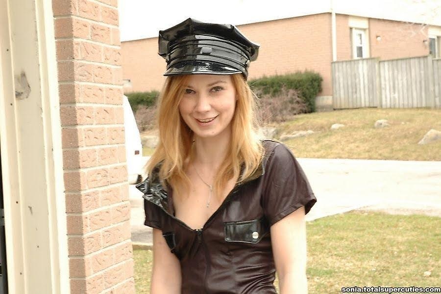 taylormadeclip helena belly stuffing free sex videos #uniform #police #cosplay #teen #blonde