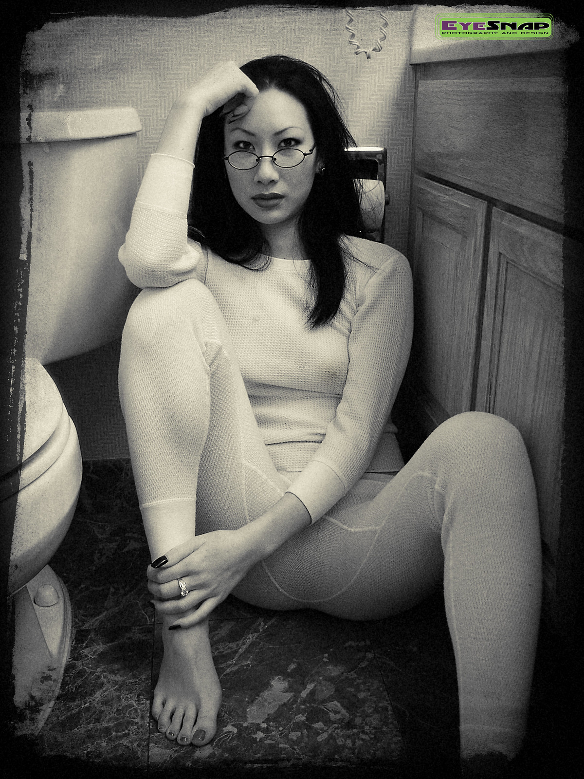 showing images for tight lips that grip xxx #glasses  #cf  #nonnude  #eyecontact  #asian  #seethrutop  #bathroom