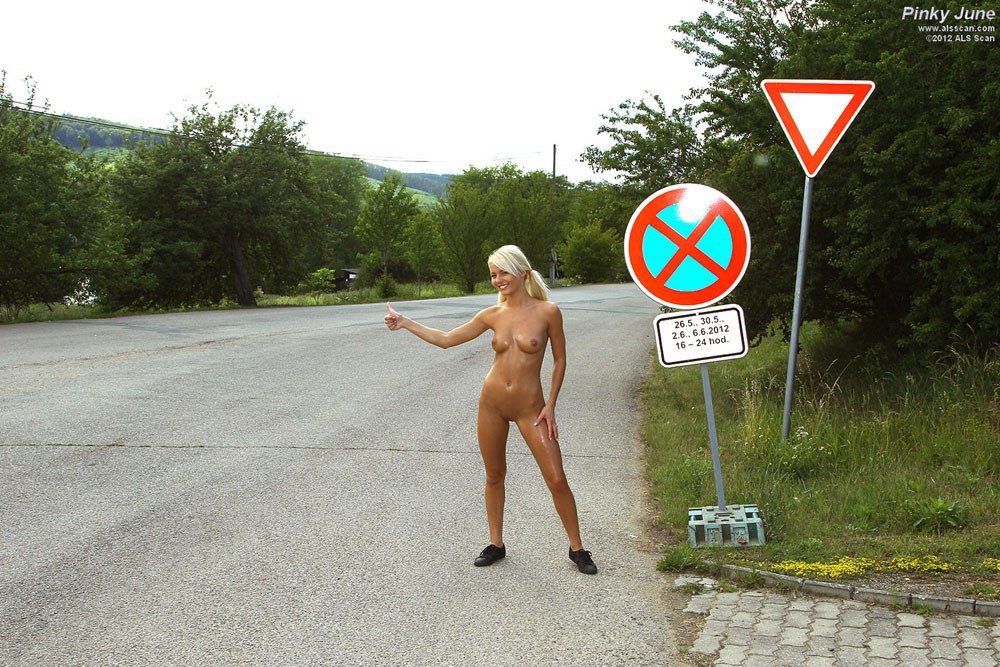 kennen league of legends rumble teemo veigar yordle cu #sexy #blonde #PublicNudity #road #hitchhiker