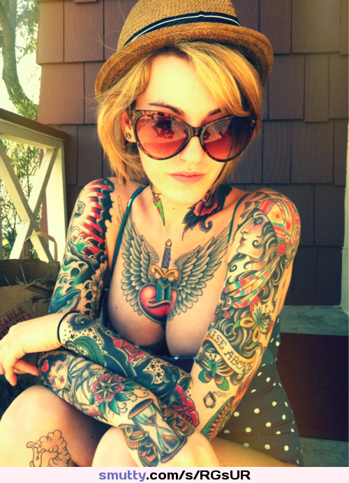 punk rock doggystyle gif hot chicks with tattoos